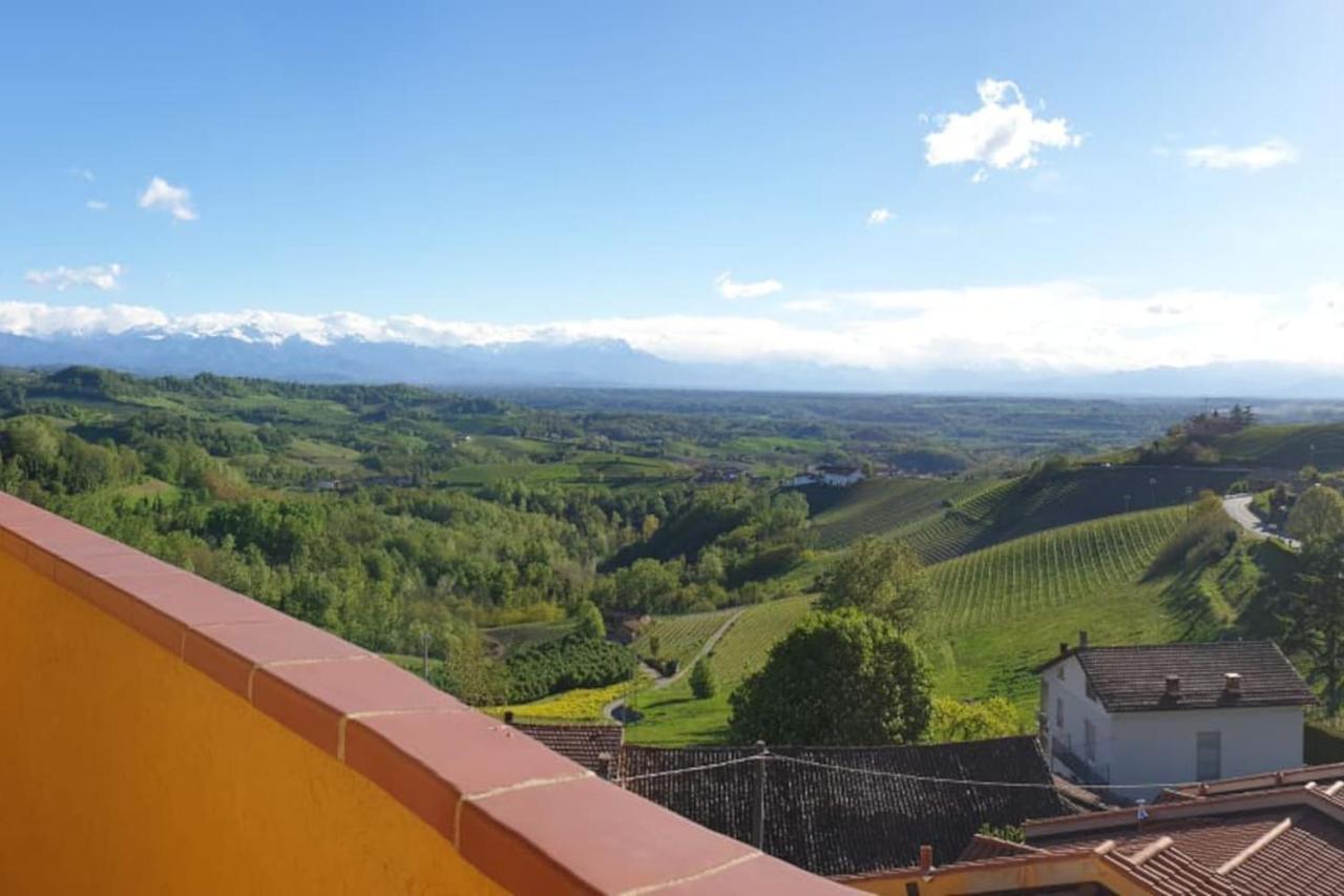 Langhe Belvedere Apartment Monforte dʼAlba Eksteriør bilde