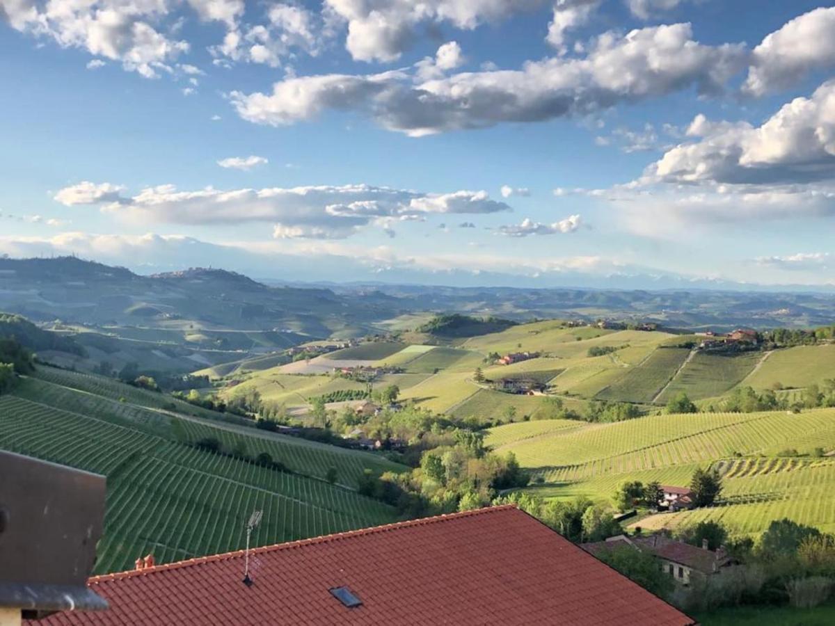 Langhe Belvedere Apartment Monforte dʼAlba Eksteriør bilde